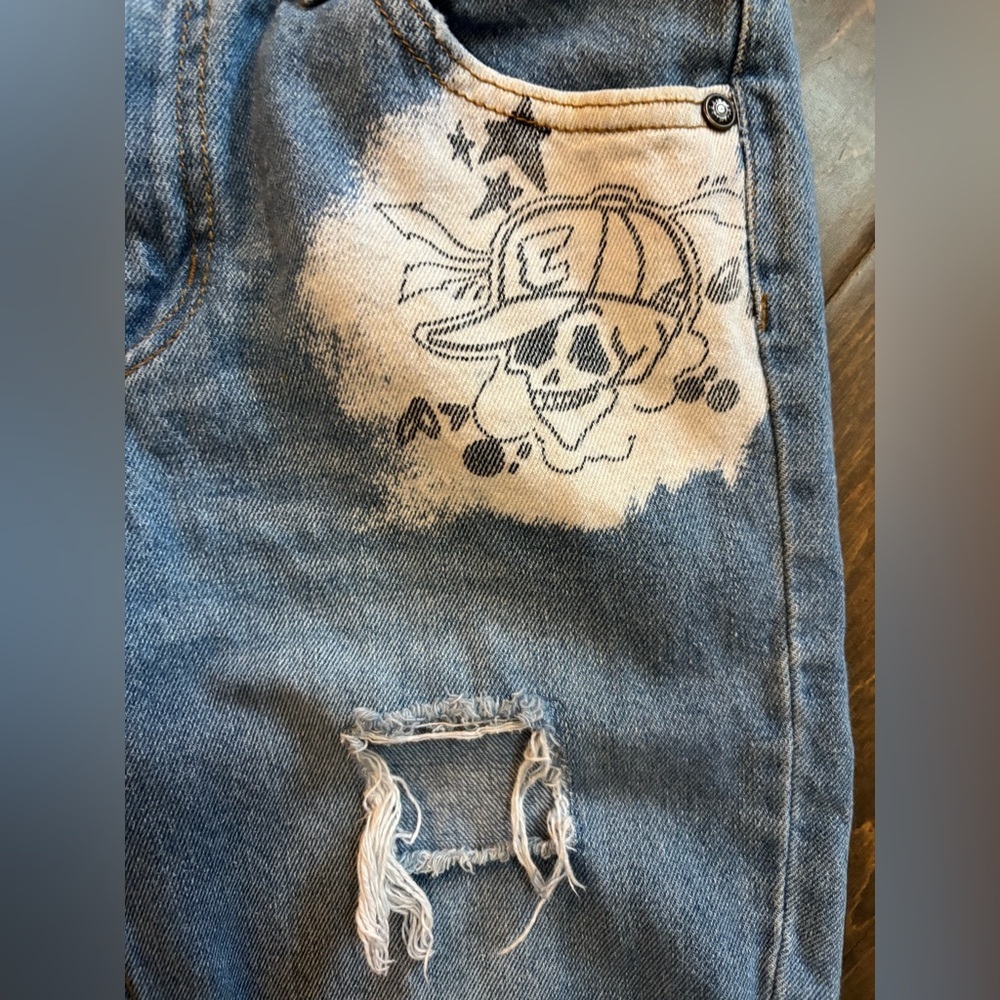 Epic Threads Artistic Blue Jean Shorts - Picture 4 of 6